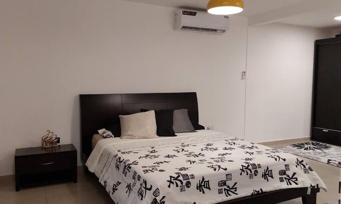 Juan Montalvo Apartment | Acogedor y moderno loft con vista a la ciudad