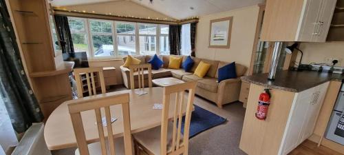 St Leonards-On-Sea Other | Acorn