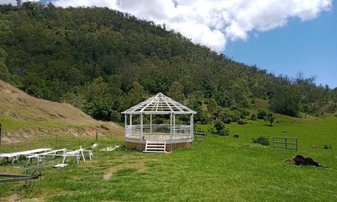 Somerset Dam Other | Acreage, Somerset dam,100yr old renovated homestead, near The Spit.