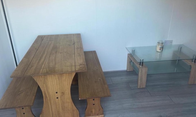 Moreton House | Acton Lane8