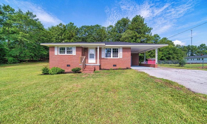 McCormick House | Adorable House close to the Masters Golf Tournament in Augusta Georgia and Lake.