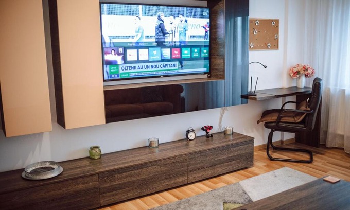 Ploiesti Apartment | Adrian Home Libra