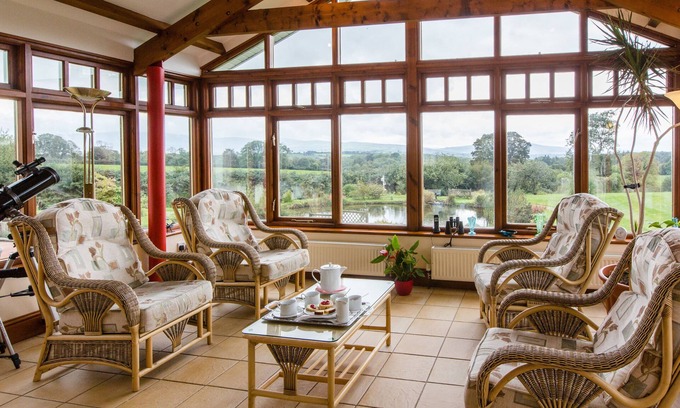 Eglwyswrw Bed & Breakfast | Ael Y Bryn Bed and Breakfast