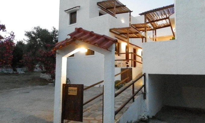 Mavrovouni Apartment | Aeolos Hotel Apartments