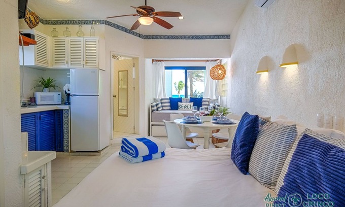 Akumal Cabin | Affordable, bright studio with beach access, AC and WiFi!