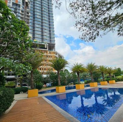 Project 8 Apartment | Affordable Studio Type Condo in Congressional Town Center