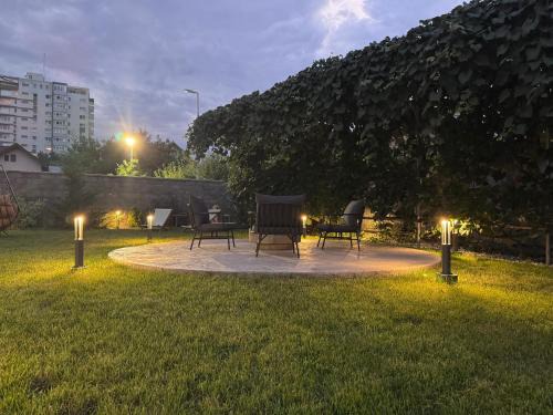 Scheia Apartment | AFI Apartments with GARDEN and FREE PARKING