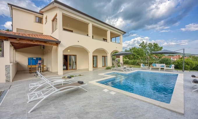 Sveti Martin House | Aida with private pool