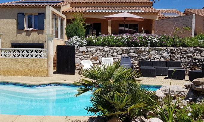 Ensues-la-Redonne Villa | Air-conditioned villa on the Cote Bleue with large pool