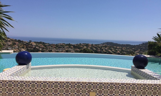 Sainte-Maxime Villa | Air-conditioned villa beautiful sea view infinity pool private domain quiet golf 18