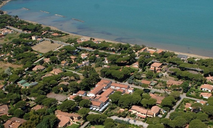 Giannella Apartment | Airone Residence, two-room apartment sleeps 3