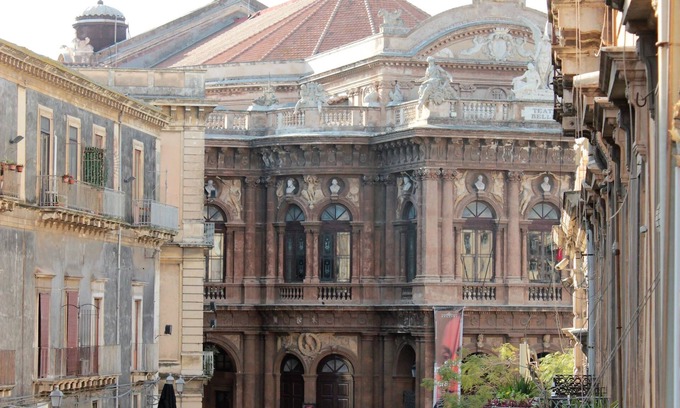 Catania City Centre Bed & Breakfast | Aitna B&B