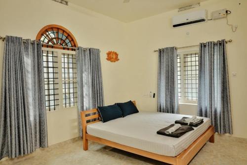 Guruvayur Apartment | Akasha Nila Heavens 2 BHK Homestay - Top floor
