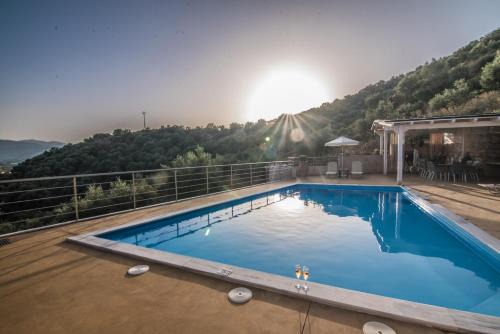 Agia Apartment | Aksos Suites Accessible Accommodation