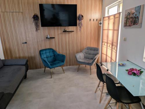 Teis House | Alójate en Vigo! Casita bien equipada