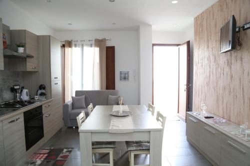 Decimomannu Apartment | Al civico 5 - Mondern Apartments & Suite!