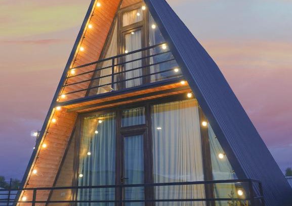 Bazaleti Ski Chalet | Alagi Cottage at Bazaleti lake