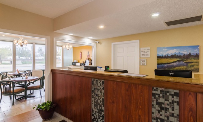 Gillette Hotel | Alamo Inn & Suites
