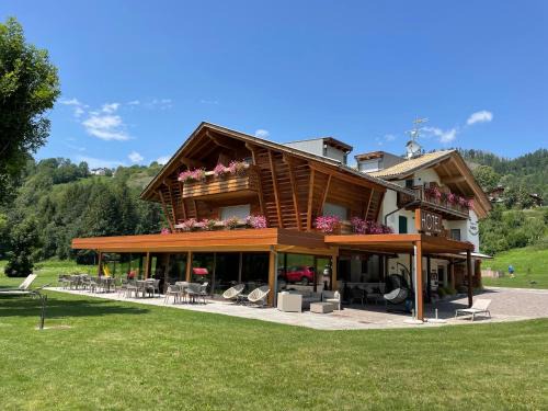 Cavalese Hotel | Albergo Garnì Antico Mas del Medico
