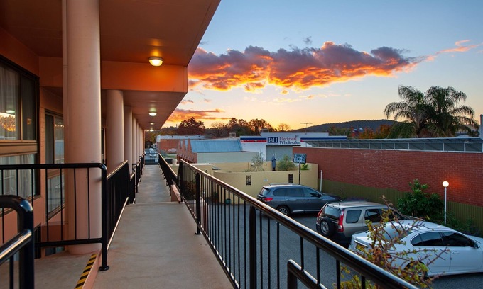Albury Hotel | Albury Winsor Park Motor Inn