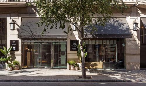 Eixample Hotel | Alexandra Barcelona Hotel, Curio Collection by Hilton