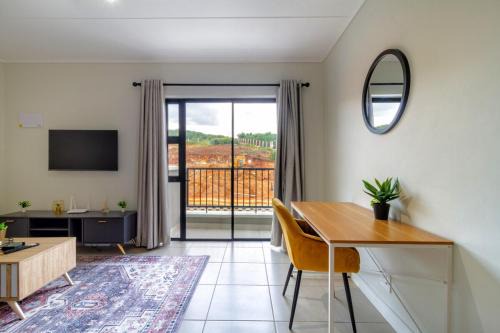 Greater Johannesburg Metropolitan Area Apartment | AlimamaSpaces Princess Thaba Eco