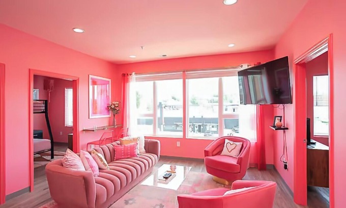 Maxwell House | 🍷🌇 All Day & Night! BEST EAST NASH location - Walkable
