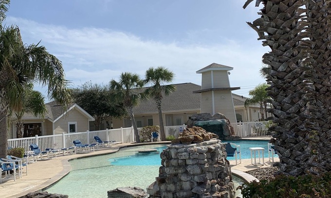 Corpus Christi Cottage | All New! Your Island Escape!