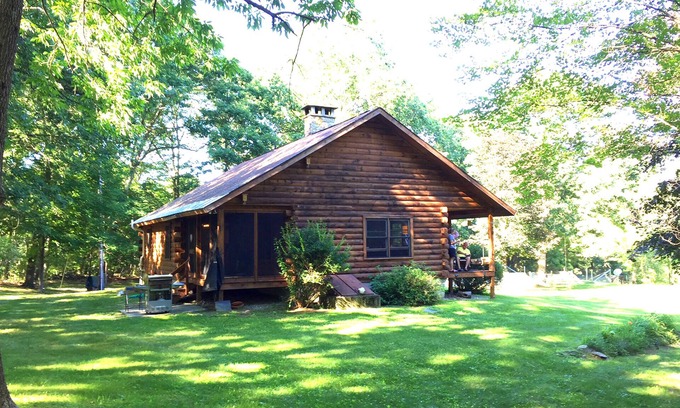 Ancram Cabin | All Season Country Retreat