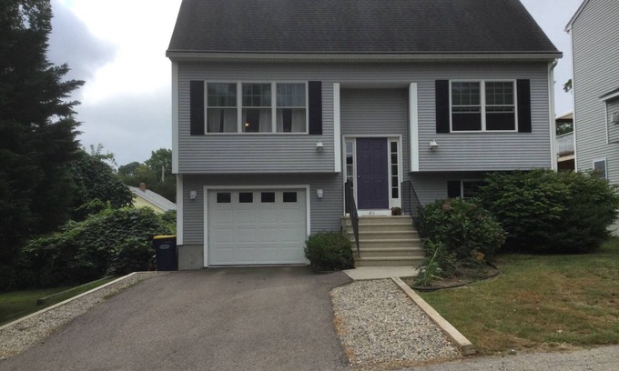 Bonnet Shores House | Allagash Summer House, Walk to Kelly Beach