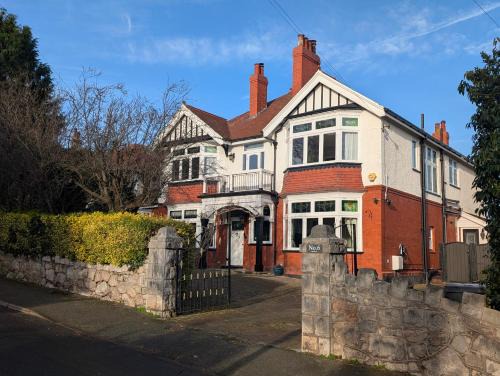 Rhos on Sea House | Allenbrook