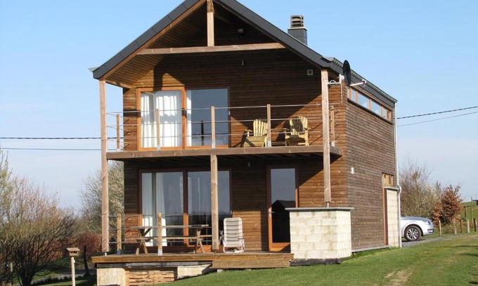 Engreux House | Allongueroye