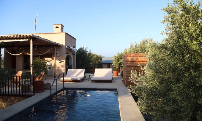 Valle de Guadalupe Villa | Alma Liebre Viñedos del Valle