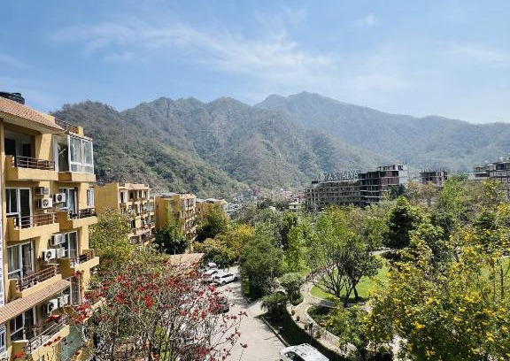 Tapovan Apartment | ALOHA DIVINE GANGES APARTMENTS with INFINITY POOL