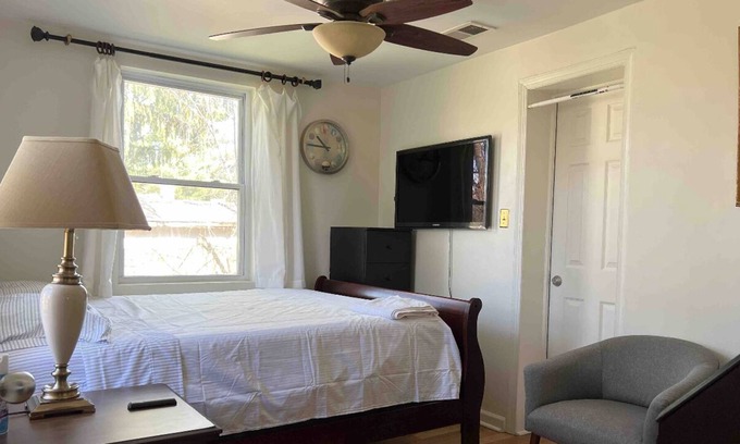 Falls Church House | Aloha of Falls Church 1