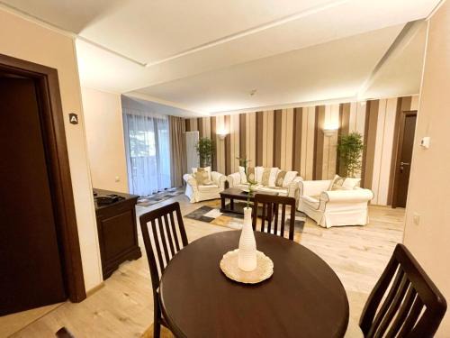 Poiana Brasov Apartment | Alpin ApartHotel 2302