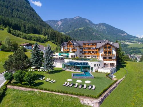 Ortisei Hotel | Alpin & Vital Hotel La Perla