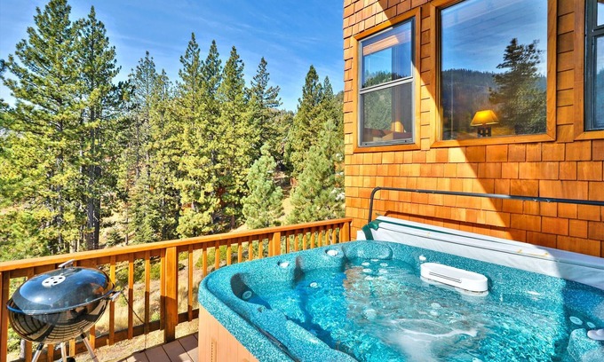 Alpine Meadows House | Alpine Meadows Davos Vista Home in the Sun