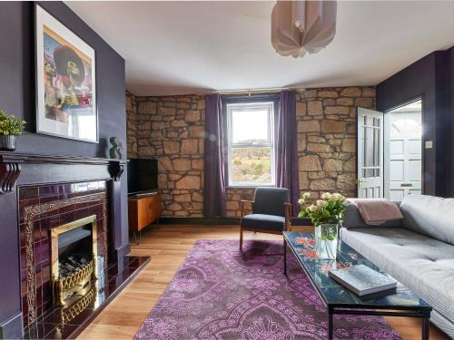 Rothbury House | Alt-Na-Craig