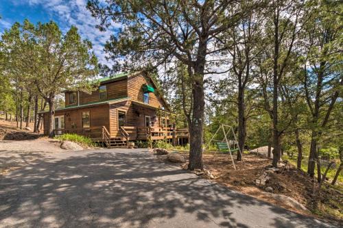 Alto House | Alto Home with Deck and Views about 15 Mi to Ski Apache!