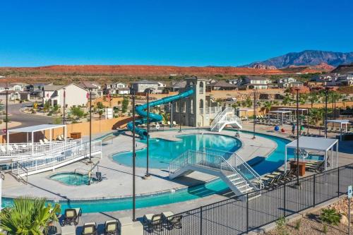 Washington House | Always the Weekend - Pool, Lazy River, Waterslide