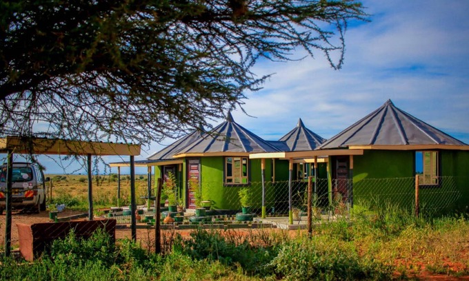 Amboseli House | Amanya Hut 3-bedroom House Amboseli