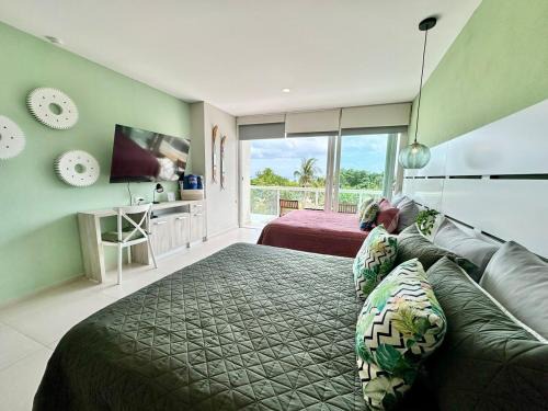 Puerto Juarez Apartment | Amara Beautiful OceanFront Studio