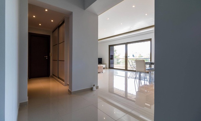 Alimos Apartment | Amazing 2 Bdrm Sea View Holiday Apt