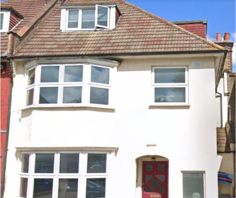 Streatham Apartment | Amazing 6 bedroom house with free parking on site.