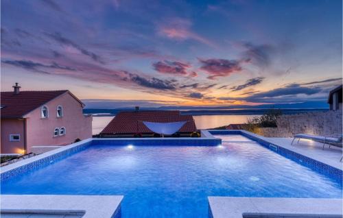 Klanfari Apartment | Amazing Apartment In Dramalj With Wifi