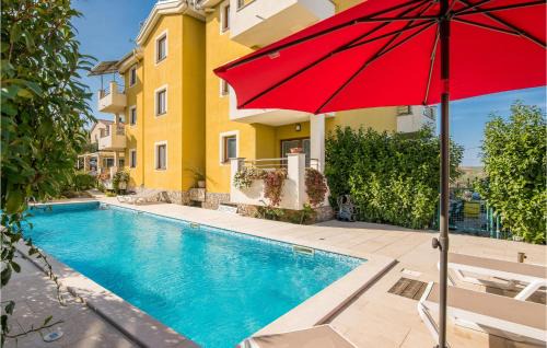 Salatic Apartment | Amazing Apartment In Salatici