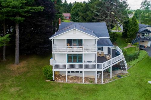 McHenry House | Amazing Grace
