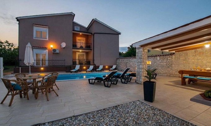 Belavici House | Amazing home in Barban