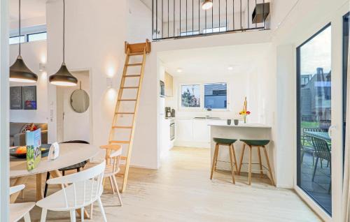 Lembruch House | Amazing Home In Lembruchdümmer See